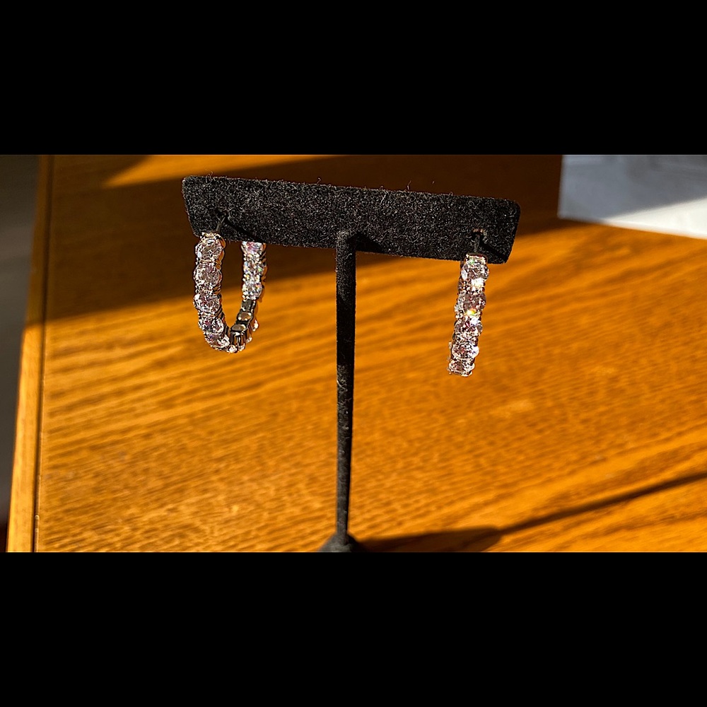 EARRINGS INSIDE AND OUTSIDE